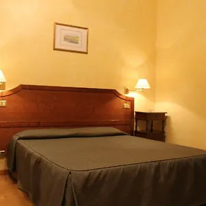 vizitați hotelul